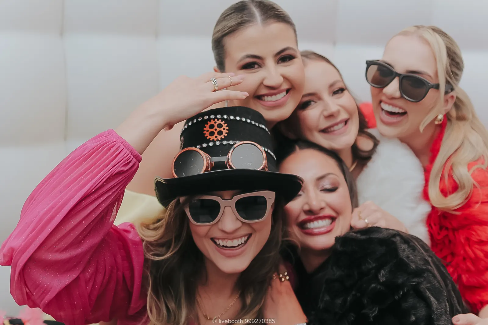 Foto de convidados em uma cabine Livebooth