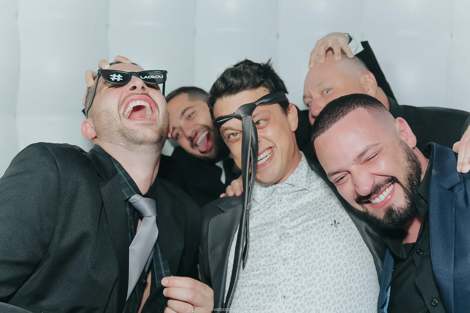 Foto de convidados em uma cabine Livebooth