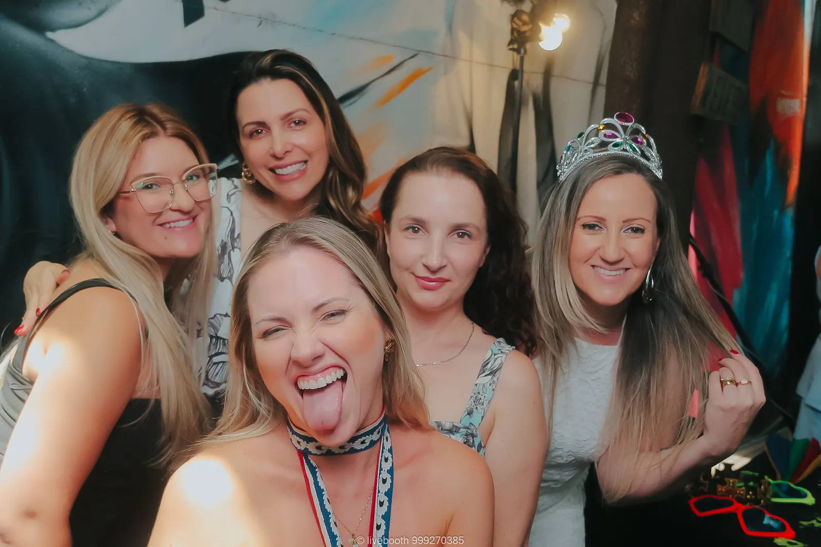Foto de convidados em uma cabine Livebooth
