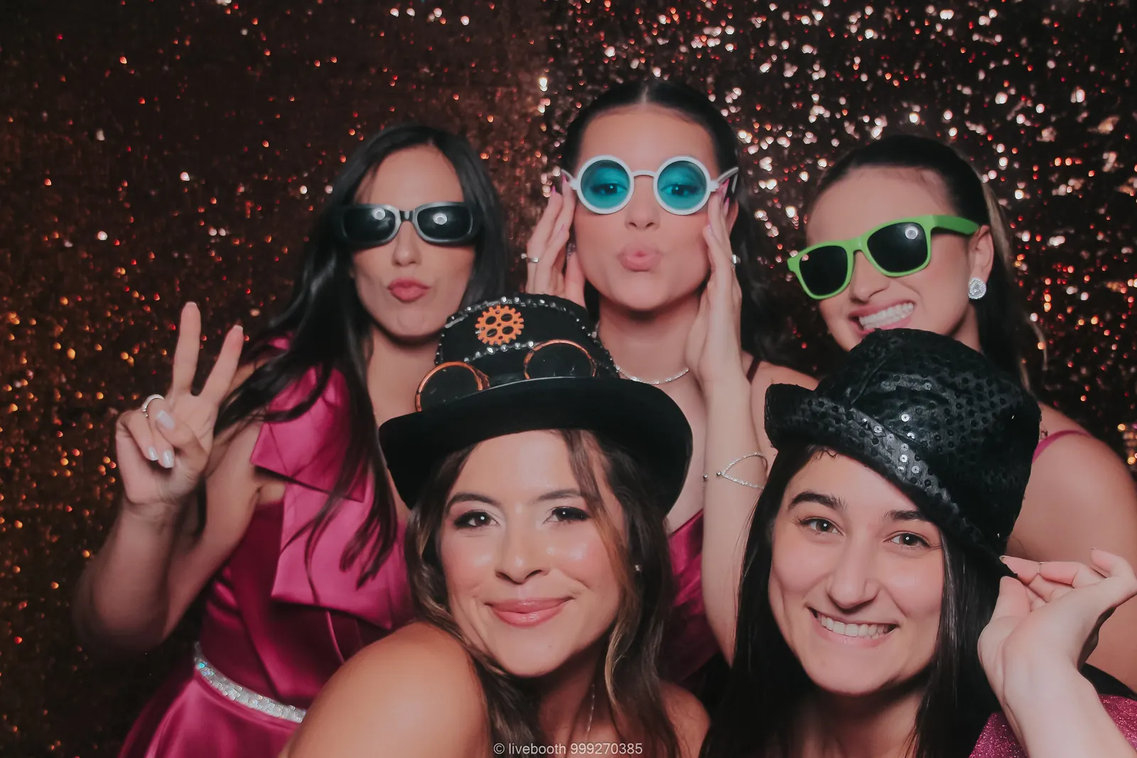 Foto de convidados em uma cabine Livebooth