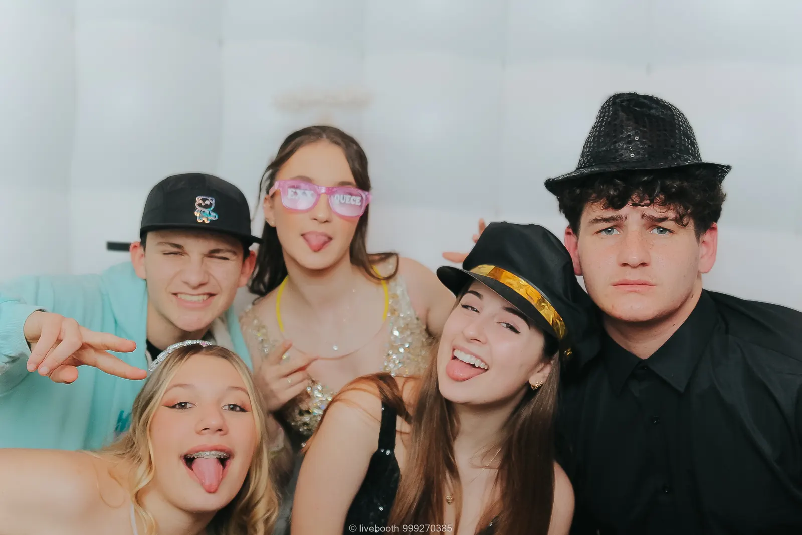Foto de convidados em uma cabine Livebooth